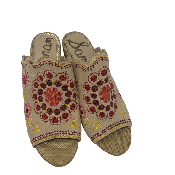 Sam Edelman Beige Boho Embroidered Floral Block Heel Mules Peep Toe “Olive” - Picture 3 of 15